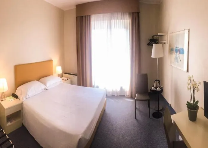 Blaise & Francis 4* 밀라노