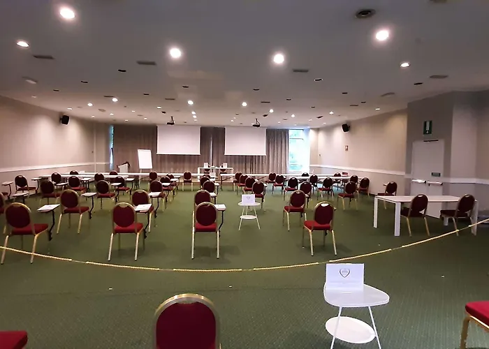 Blaise & Francis 밀라노