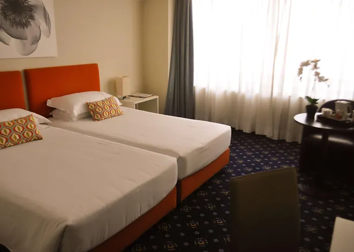 호텔 Blaise & Francis 4*