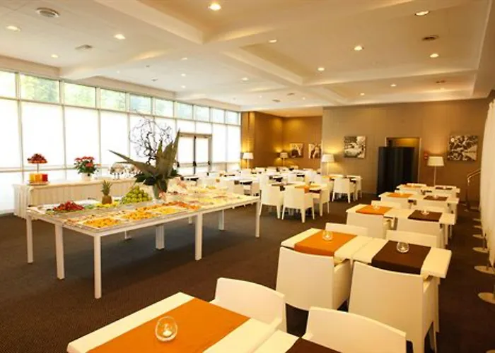 Blaise & Francis 밀라노