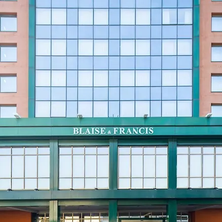Blaise&francis 4*