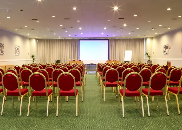 Blaise & Francis Hotel 4*